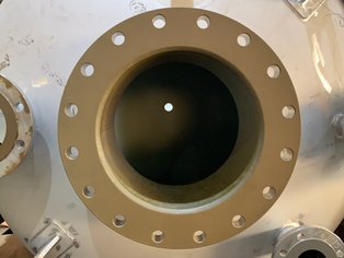 Detailed view of a condensate tank of Distillation Column lined with Si 17 E