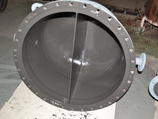 Waterbox with single Pass Partition lined with SÄKATONIT Extra AR 